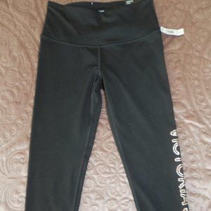 Victoria's Secret Victoria Sport Knockout Capri